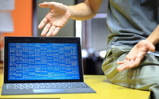 中国台湾 mongo排序sort,php如何按顺序排列数组？